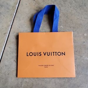 Luis Vuitton shopping bag small